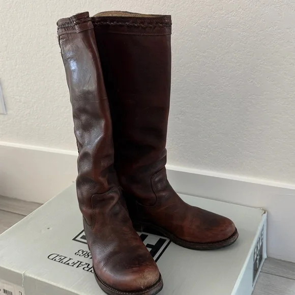 Frye Vintage Veronica Twist Back Zip in Brown/Tan Distressed Size 9 - Picture 9 of 12